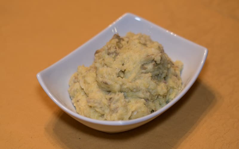 White Cheddar Mashed Potatoes