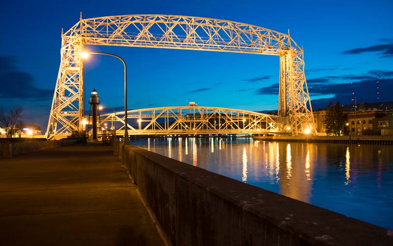 The Arial Lift Bridge at dusk