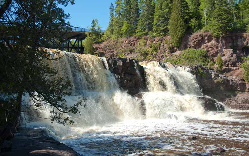 The North Shore is filled with stunning pine forests and beautiful waterfalls