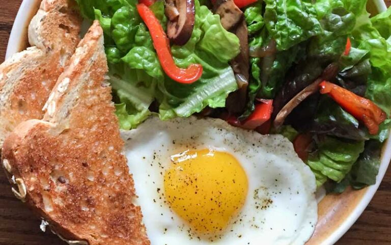 Breakfast Salad with Egg