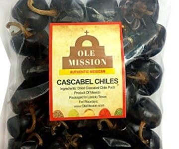 Cascabel Chiles Dried 6 Oz Chili Peppers For Mexican Recipes Tamales Salsa Chili Meats Soups Stews And Grill By Ole Mission 0