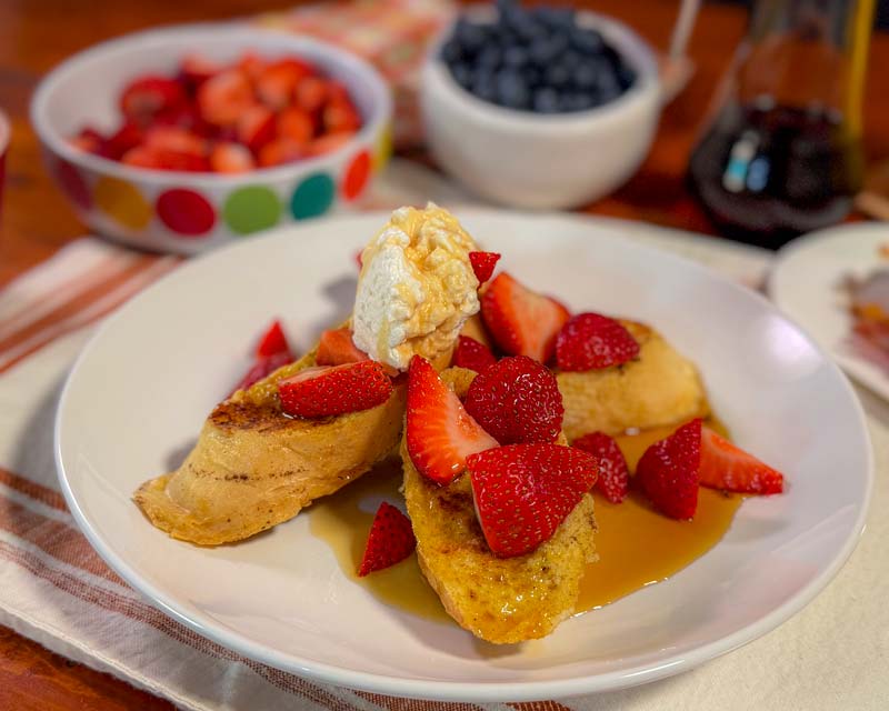 Serving French Toast