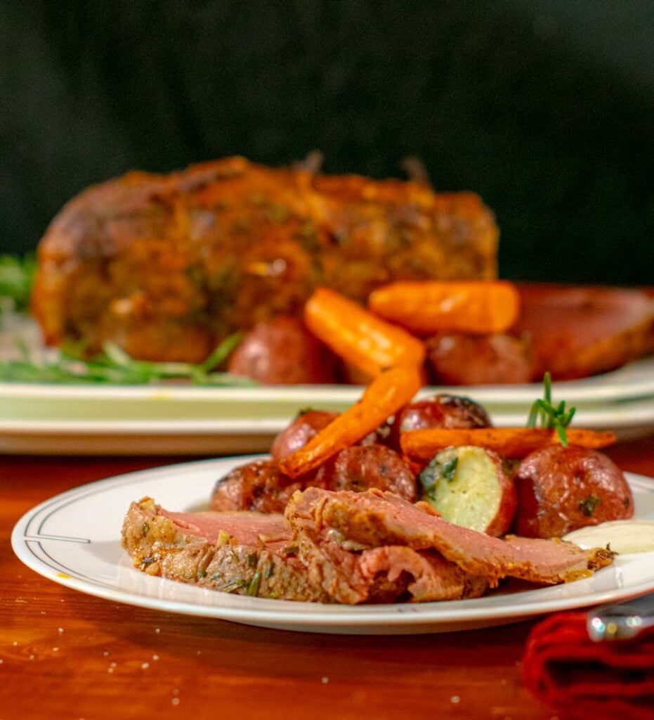 Serving Roast Beef 2